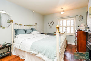 Photo 2- click for photo gallery